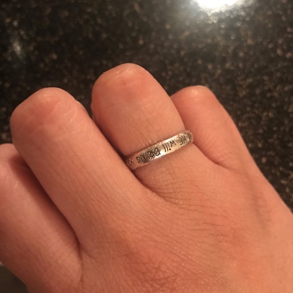 Engraved ring - Picture 3 of 3